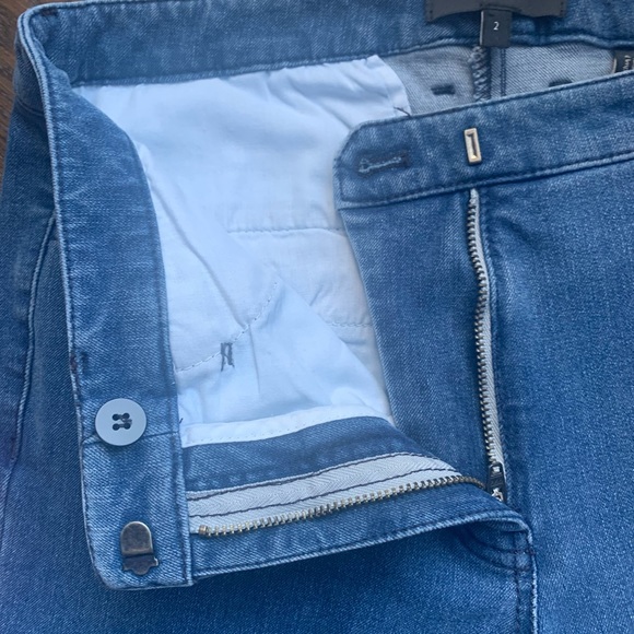 Theory Demitria 2D Women's flare jeans size 2 - Picture 6 of 8